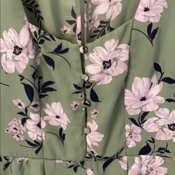 Green floral long sleeve romper - Picture 3 of 6